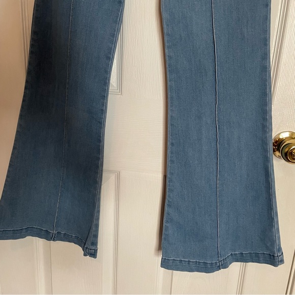 Altar’d State Flare Jeans Sz Small Light Wash High Rise Boho Western - Picture 5 of 9